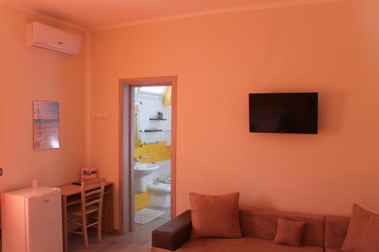 B&B Lizia Porto Cesareo Buitenkant foto